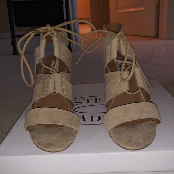 Sandals - Picture 3 of 8